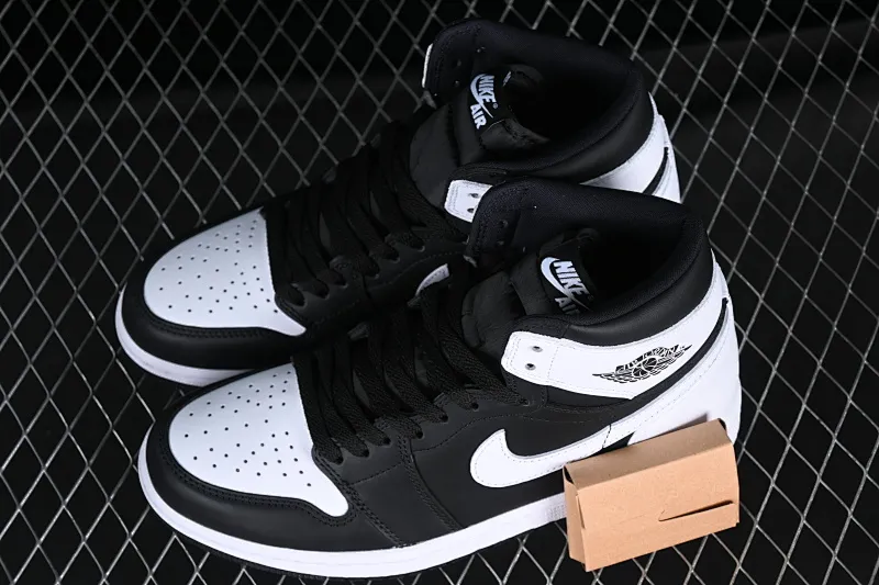 All categories Air Jordan Jordan series basketball shoes Air Jordan 1 High Air Jordan 1 High OG "Reverse Panda" AJ1 Joe 1 Panda DZ5485-010